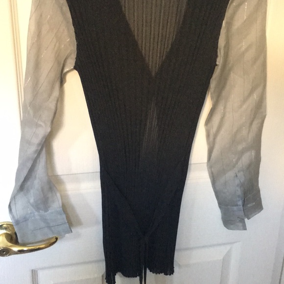 Sweater - Picture 5 of 5